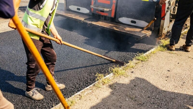 Modernizacja dróg gminnych: krok w stronę bezpieczeństwa i komfortu