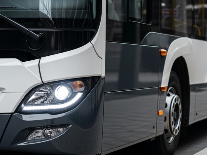 Wsparcie państwowe ratuje lokalne połączenia autobusowe w Powiecie Puckim