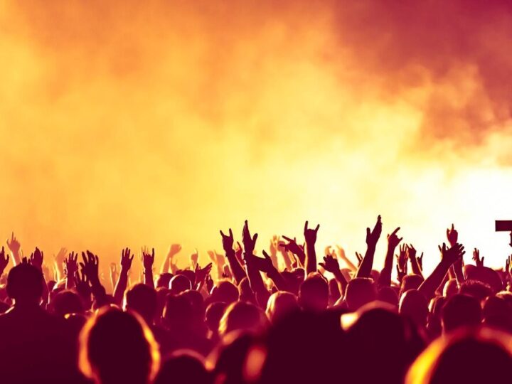 Muzyczne Wibracje nad Morzem: Koncert Dwóch Latarni w Rozewiu