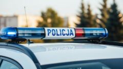 Puck: demolka w sklepie i atak na policjantów